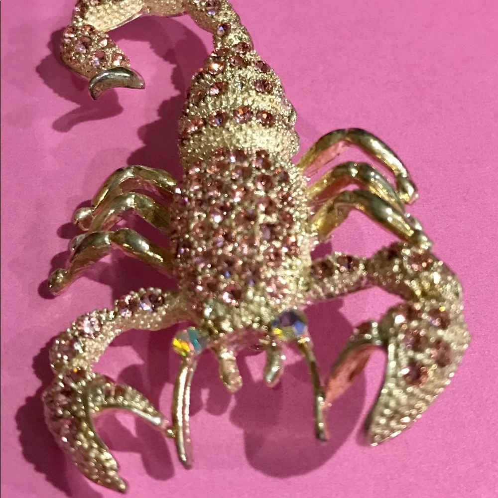 Brooch - Picture 2 of 5